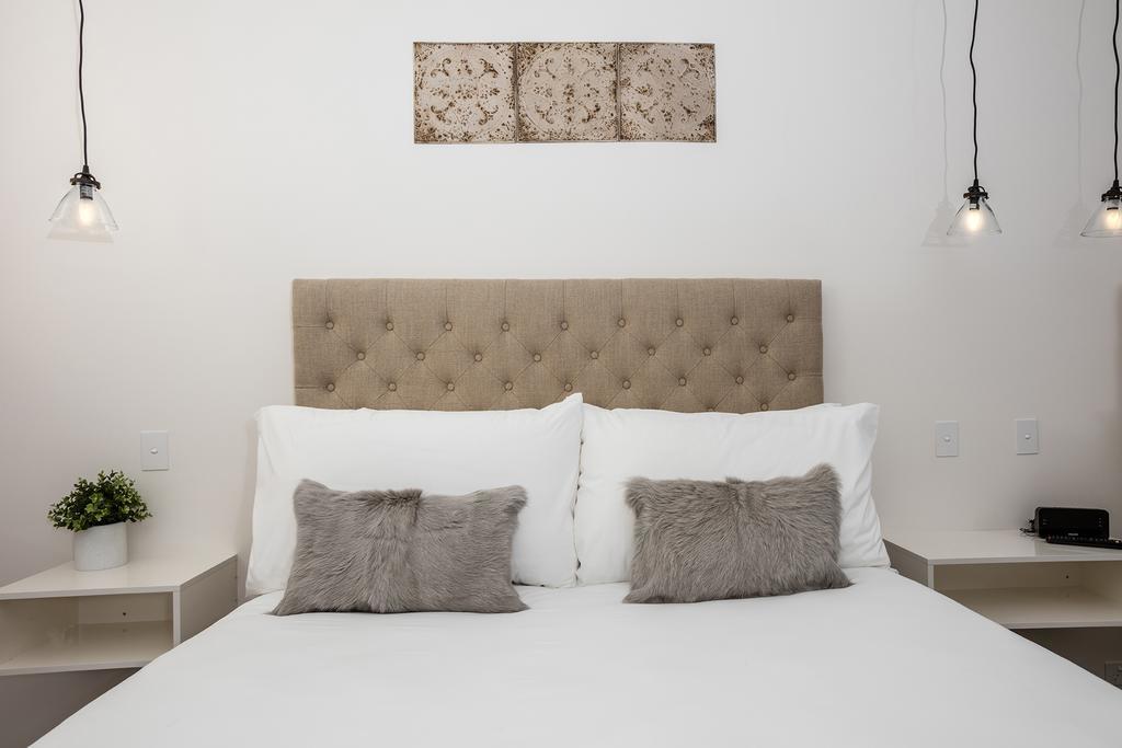 Newington Apartments Баларат Екстериор снимка